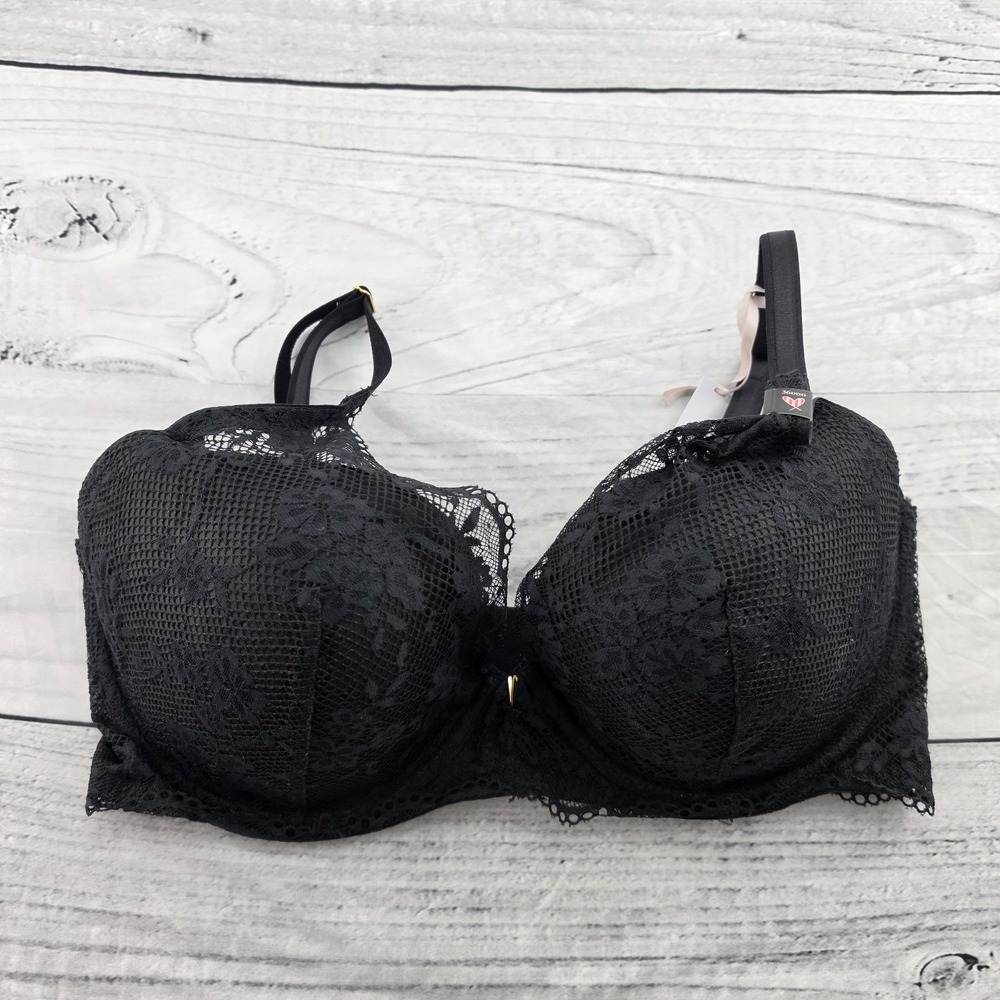 NWT Victoria's Secret Plunge Bra Freedom Cloud Black Lace Underwire 36DDD